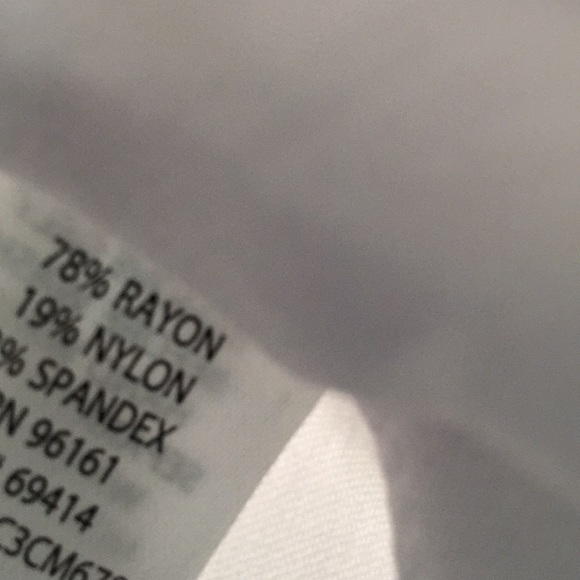 Shorts - Picture 7 of 8